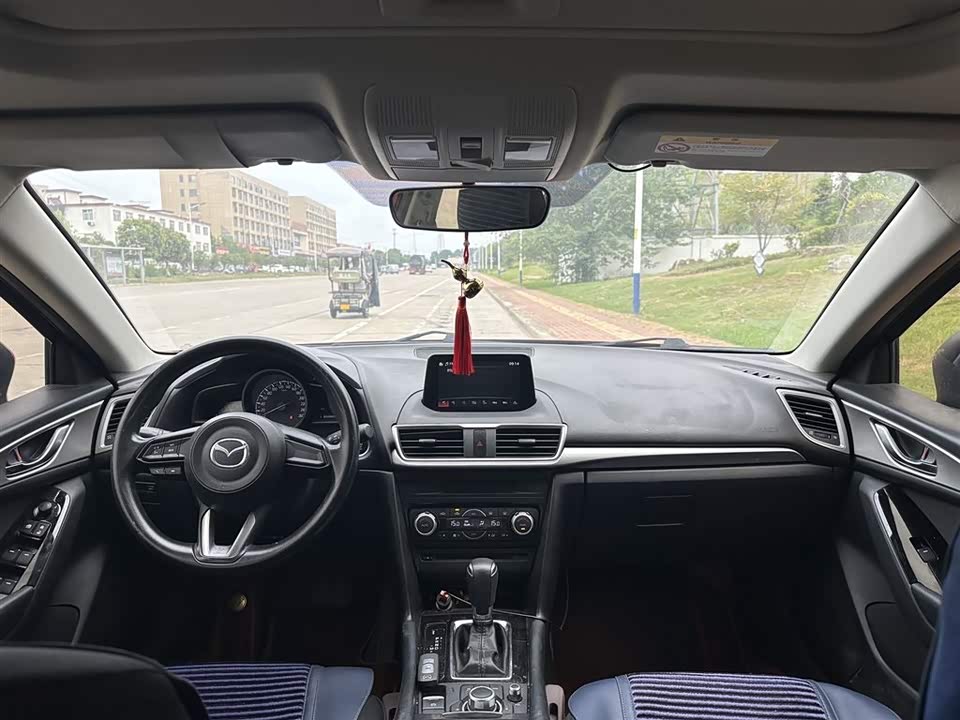 Mazda 3 Angkesaila Mazda 3 Angkesaila