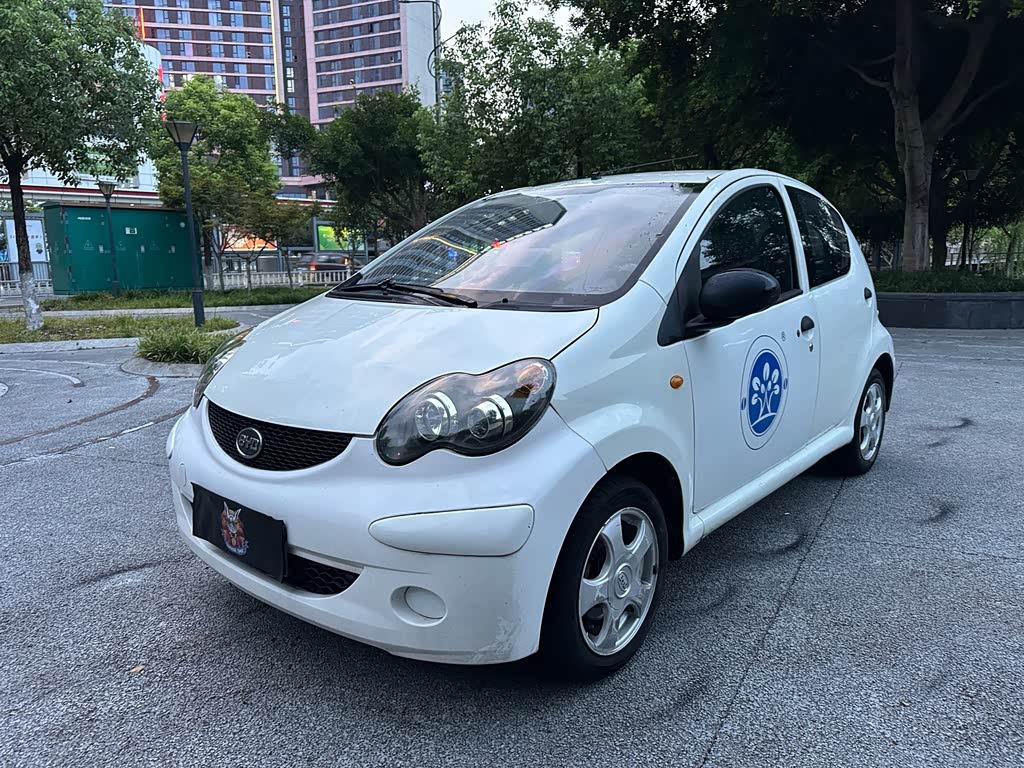 BYD F0
