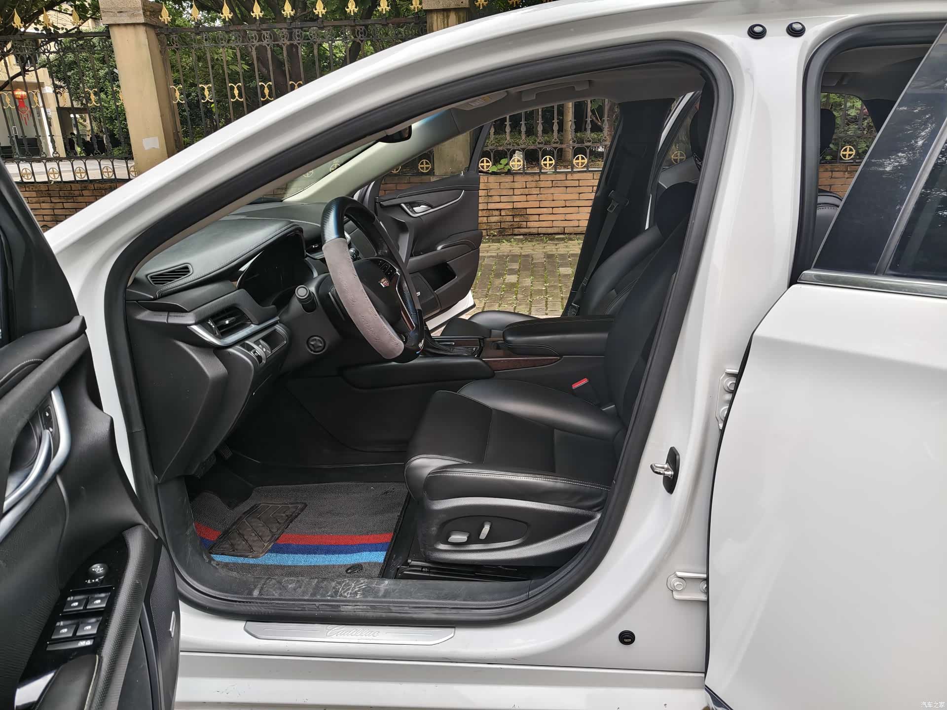 Cadillac XTS, 2018 13