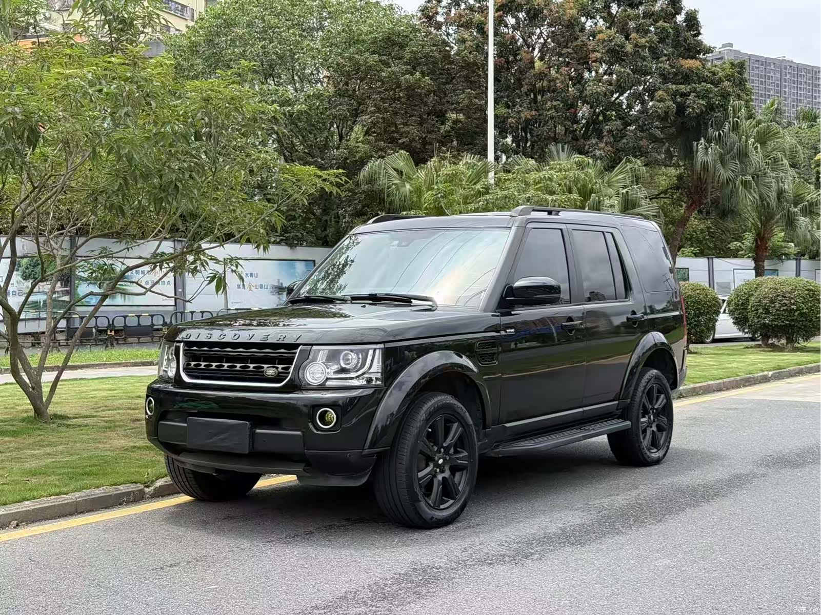 Land Rover Discovery, 2015 1