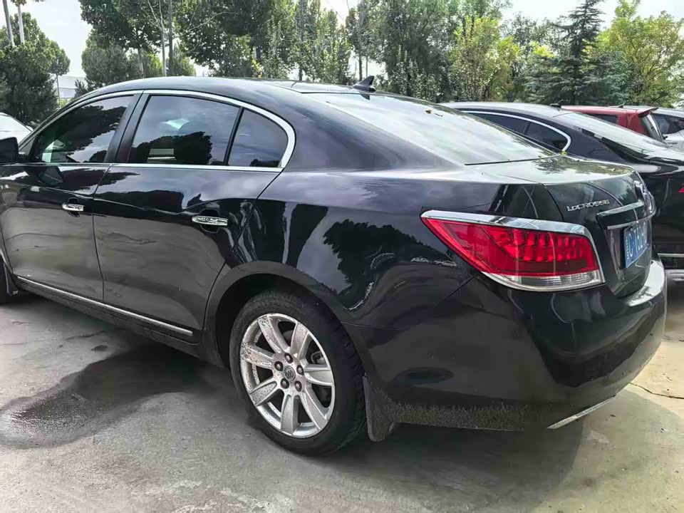 Buick Lacrosse