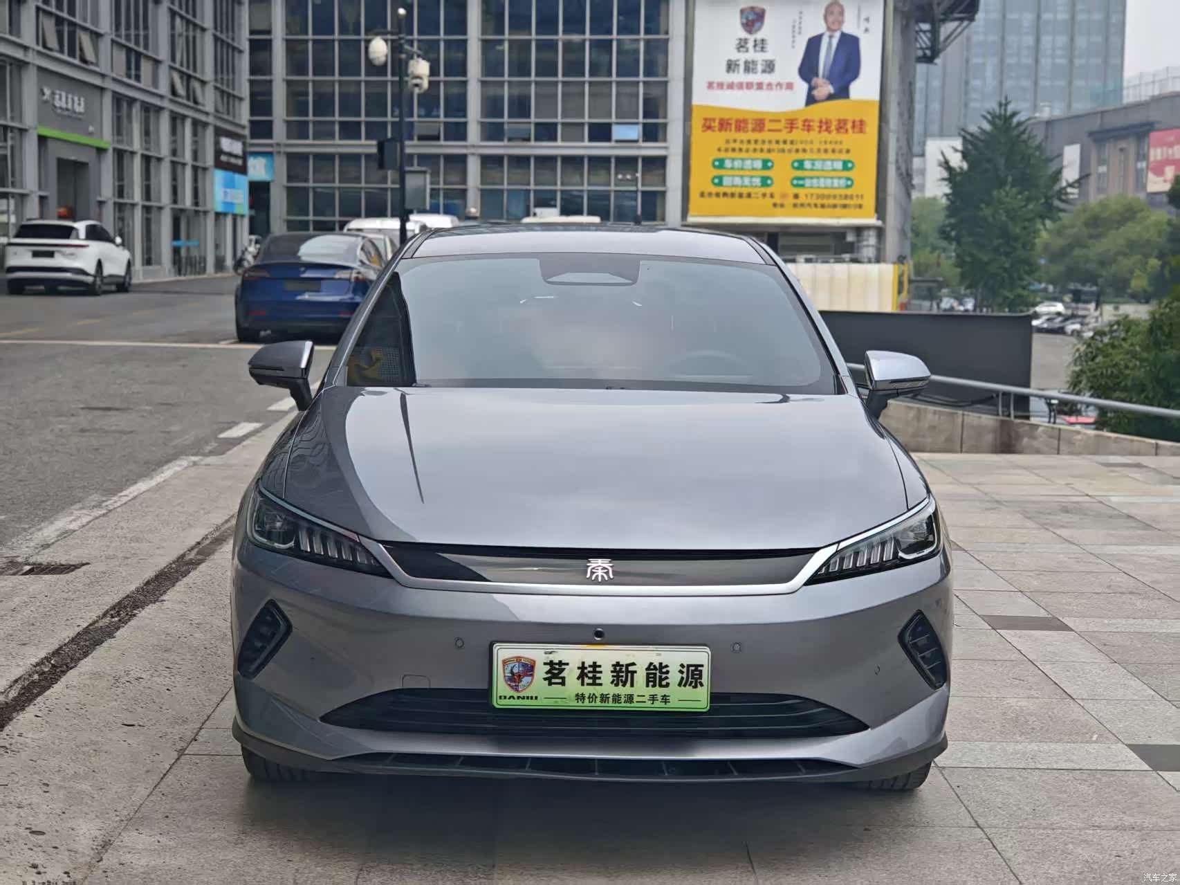 BYD Qin, 2025 10