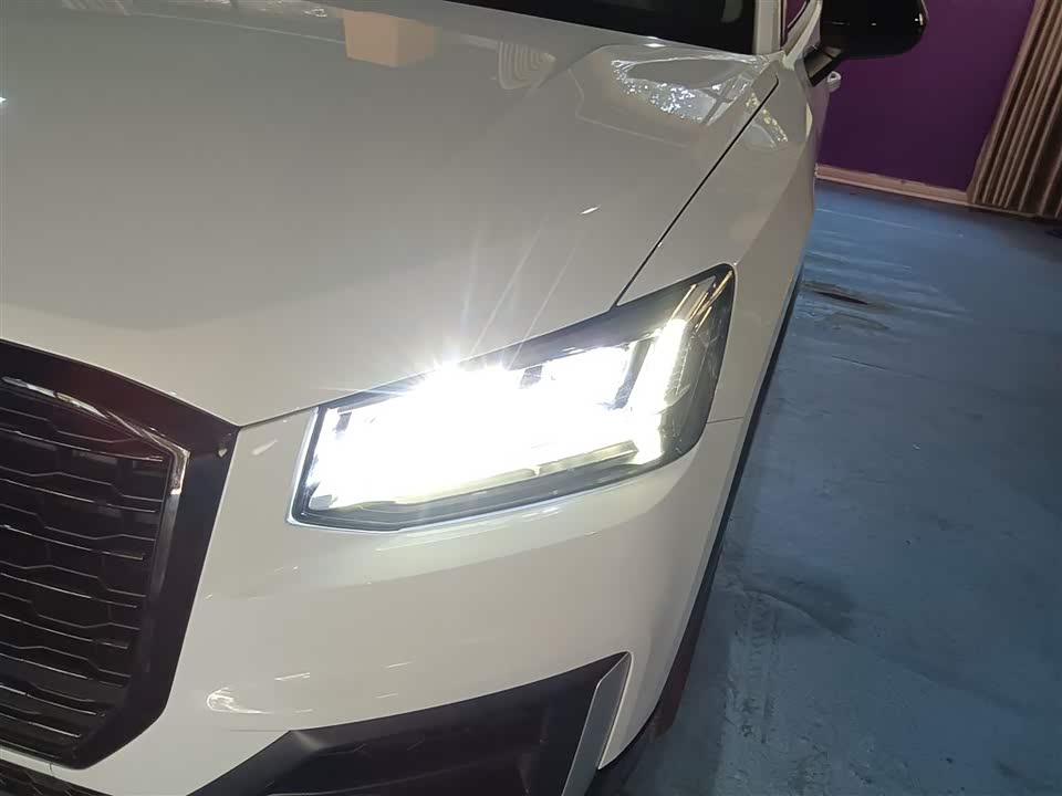 Audi Q2L