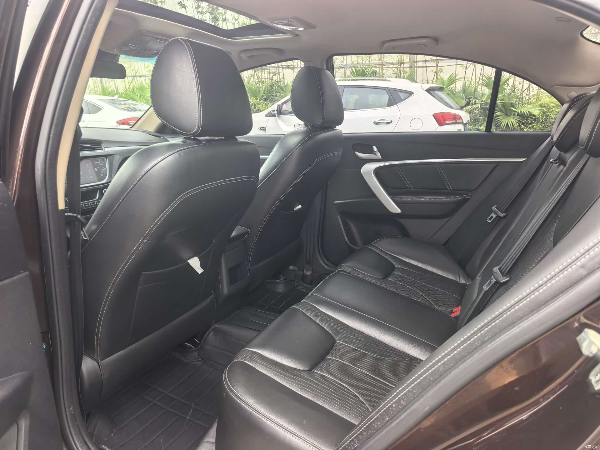 Geely Emgrand, 2017 12