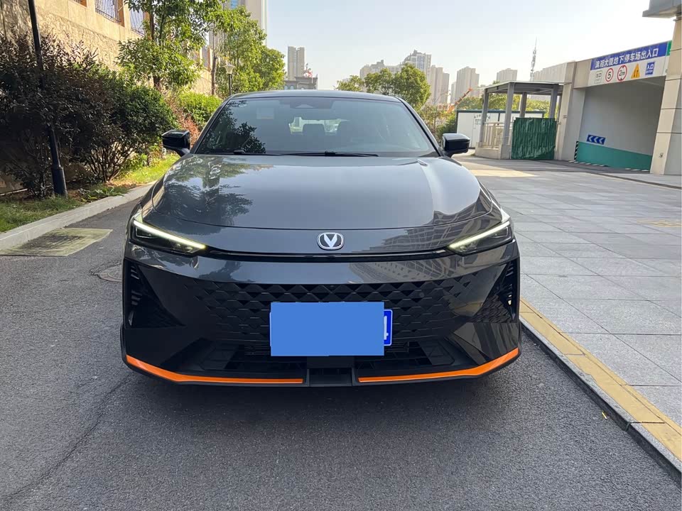Changan UNI-V