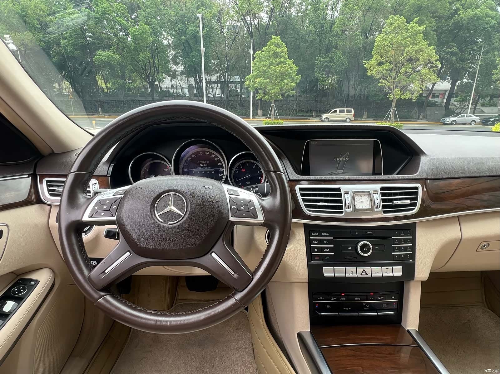 Mercedes-Benz E-Class, 2016 16