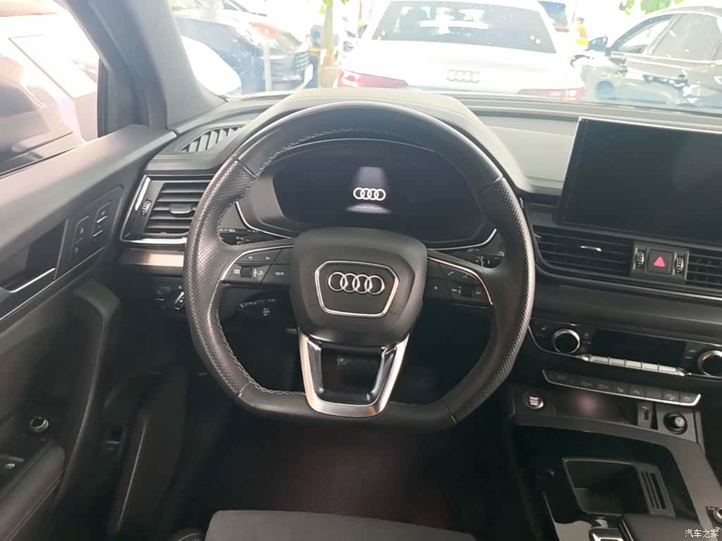 Audi Q5L, 2022 11
