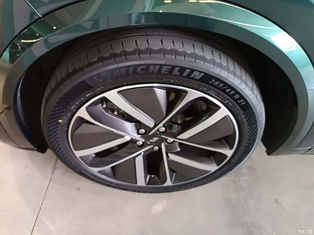Li Auto L9, 2023 23
