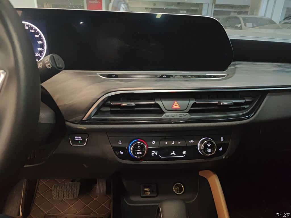 Buick GL6, 2022 9