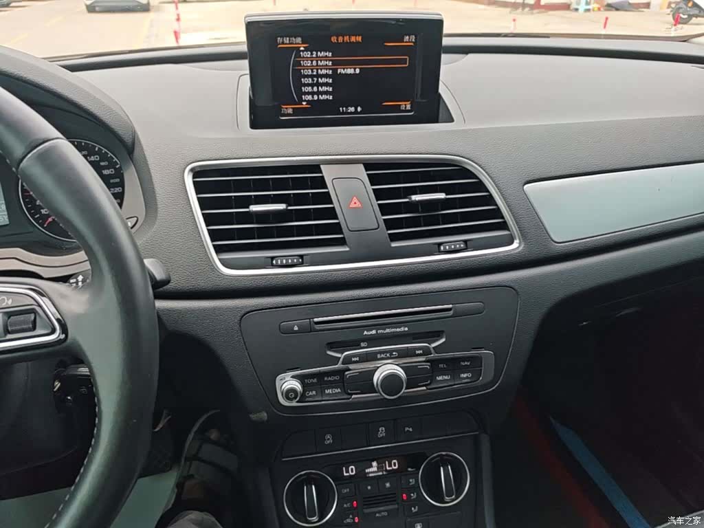 Audi Q3, 2019 13