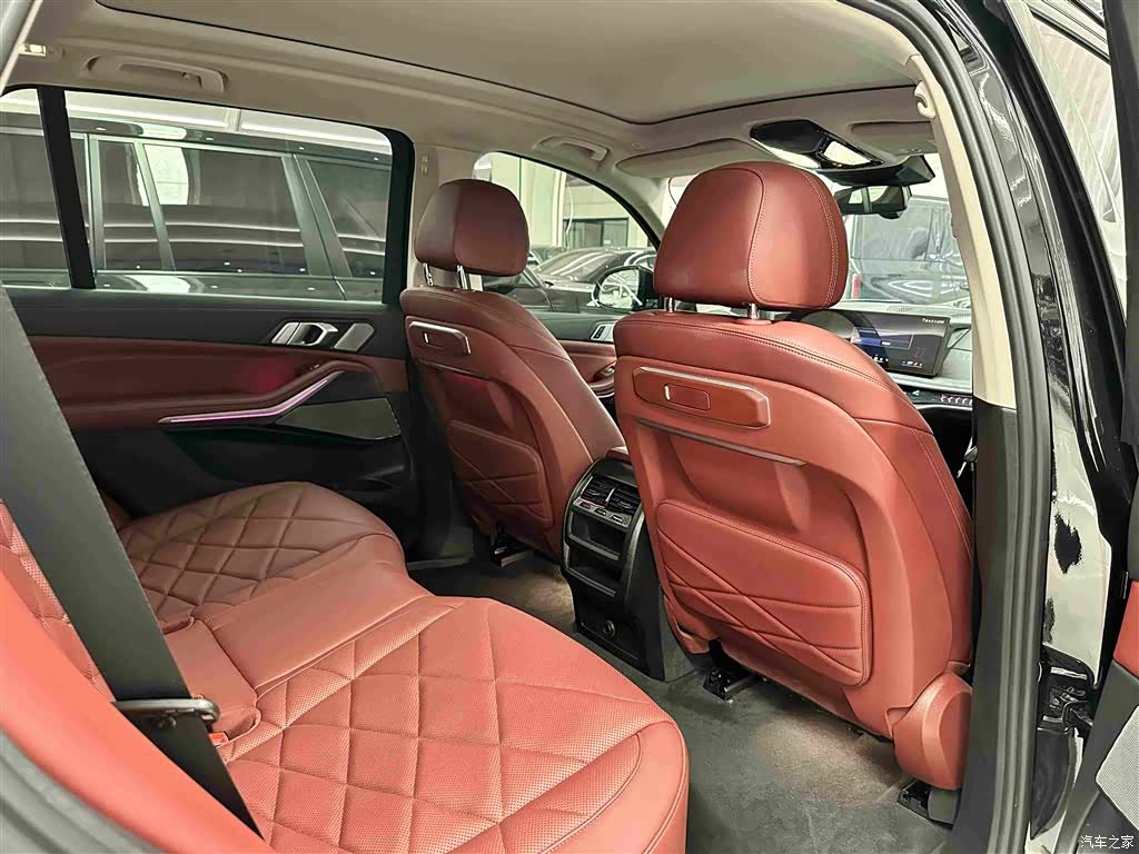 BMW X5, 2025 24