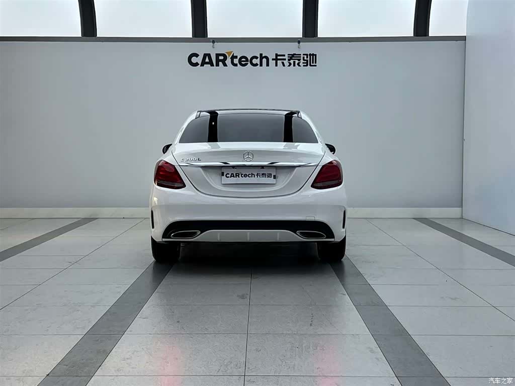 Mercedes-Benz C-Class, 2018 3