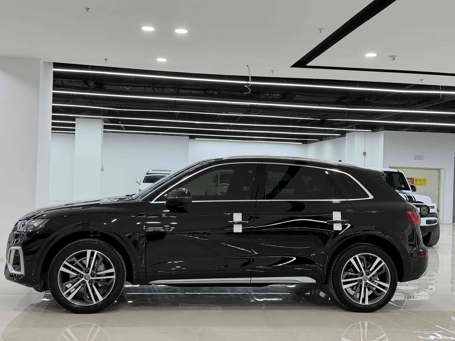 Audi Q5L, 2022 3