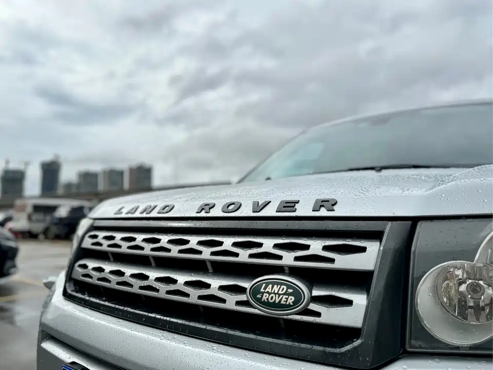 Land Rover Freelander 2