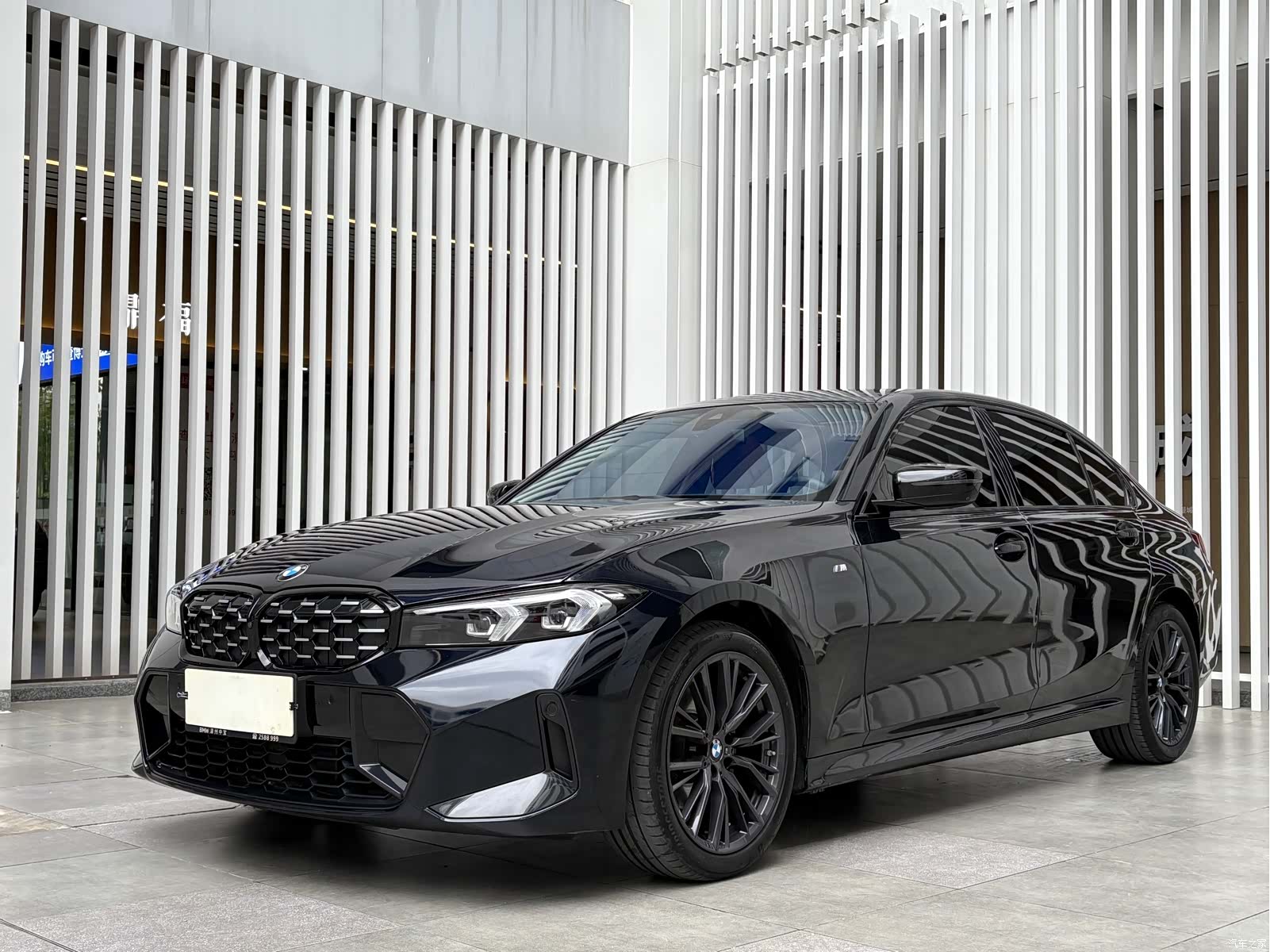 BMW 3 Series, 2023 1