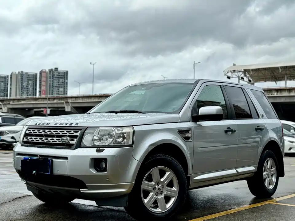 Land Rover Freelander 2