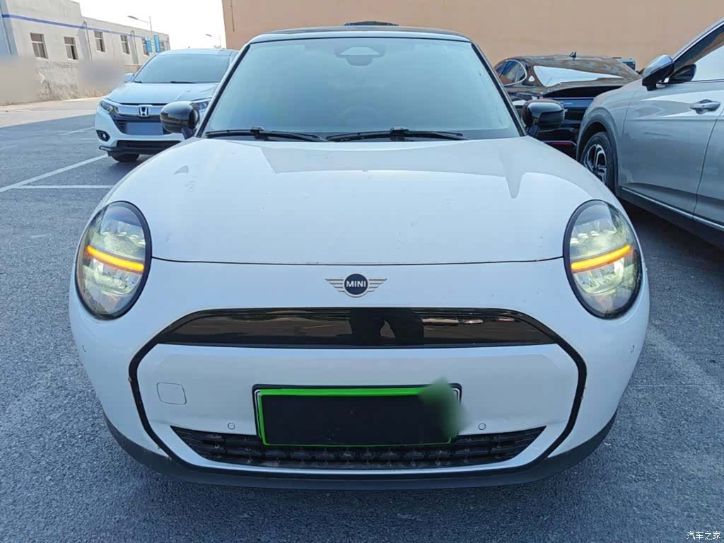 Mini Cooper, 2025 3