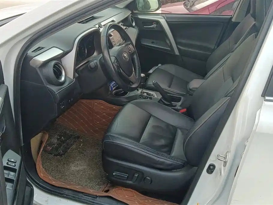 Toyota RAV4 Rongfang