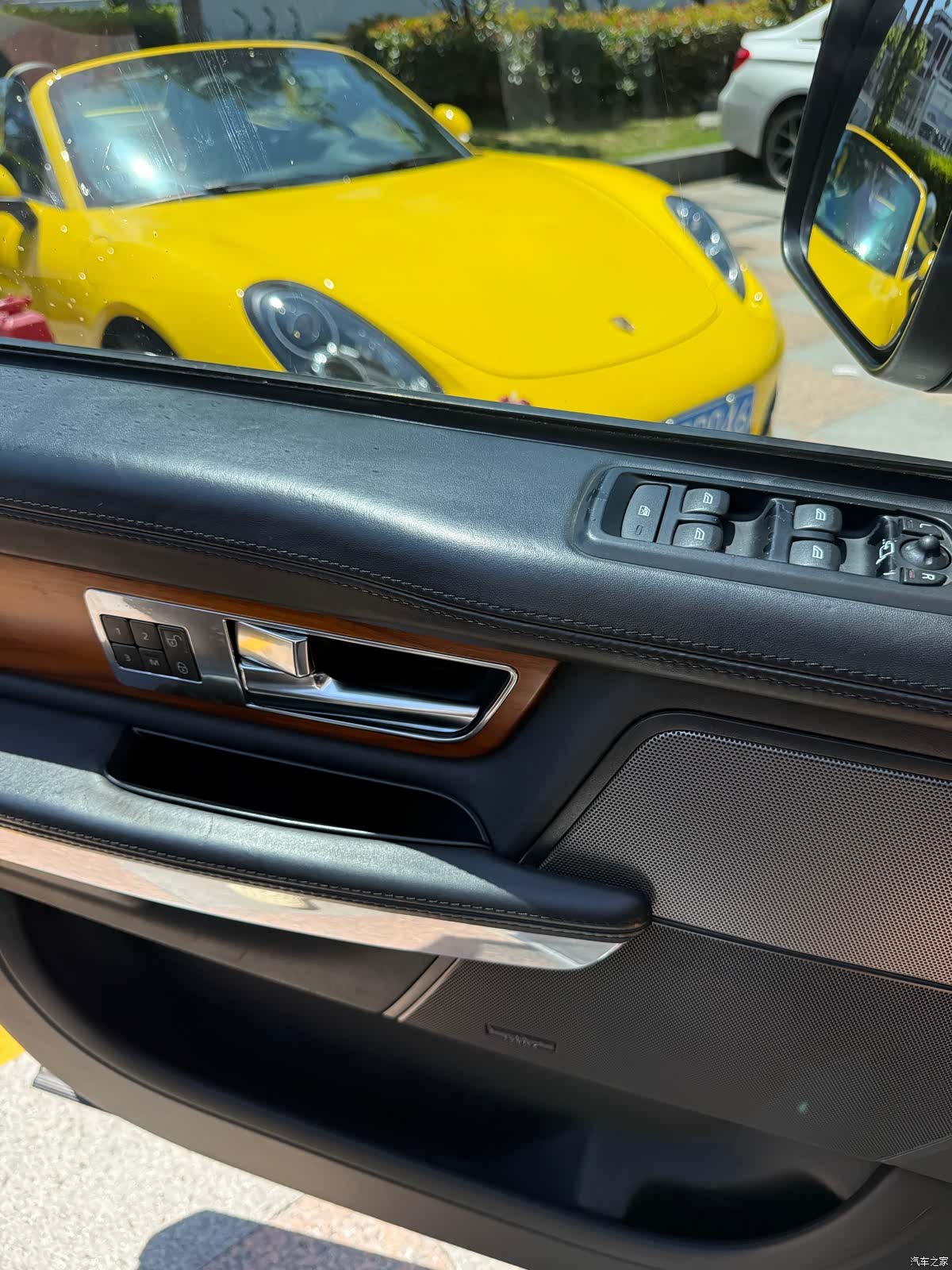 Land Rover Range Rover, 2011 22