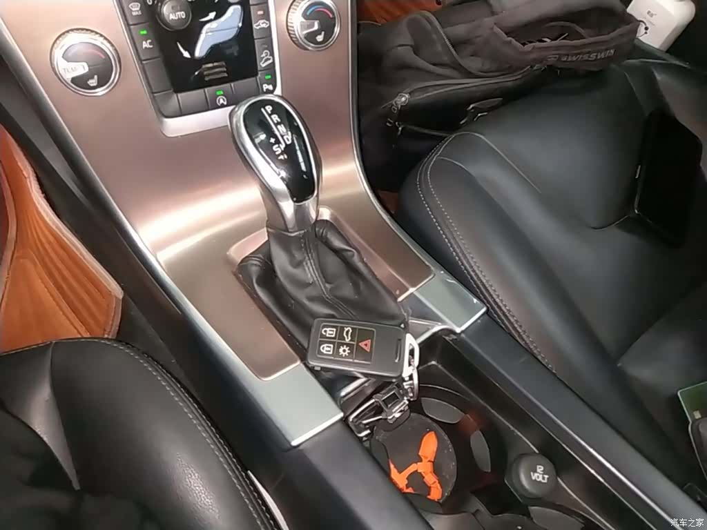 Volvo XC60, 2017 14