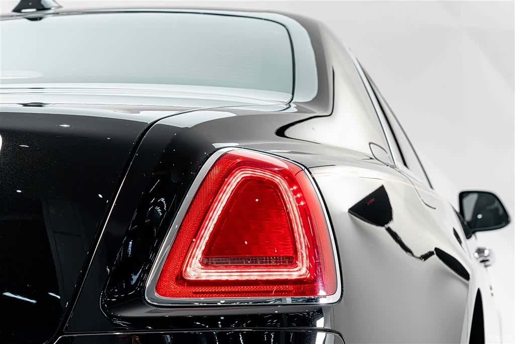 Rolls-Royce Ghost, 2020 9