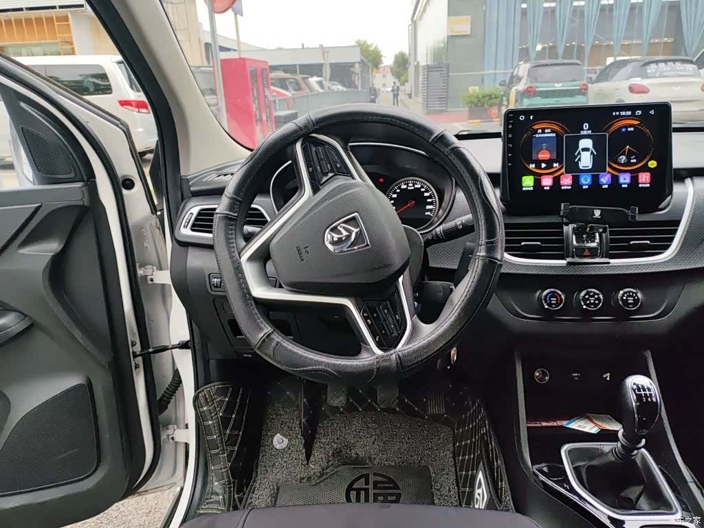 Wuling 730, 2022 3