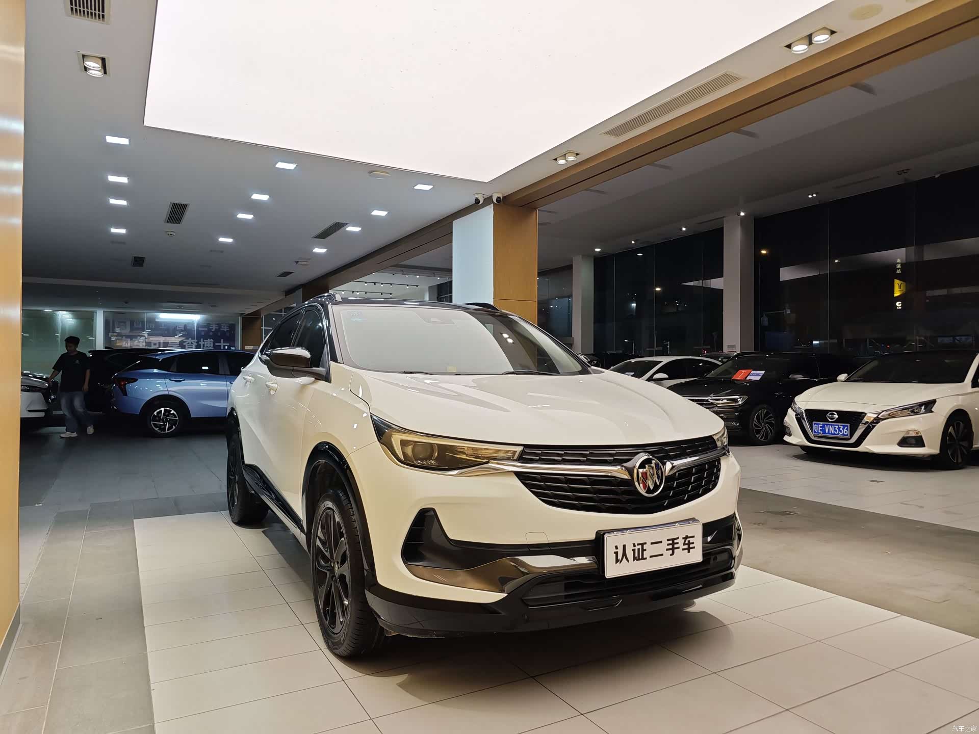 Buick Encore, 2020 4