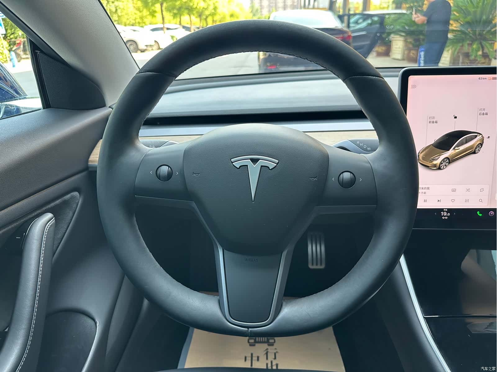 Tesla Model 3, 2019 11