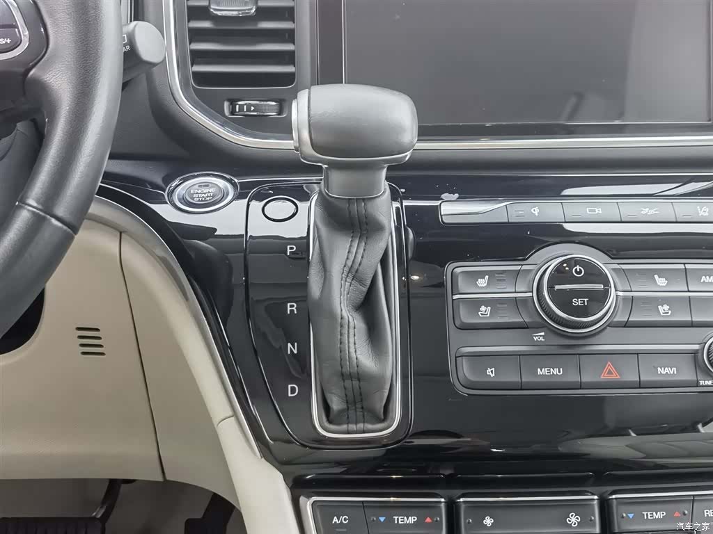 Trumpchi M8, 2018 13