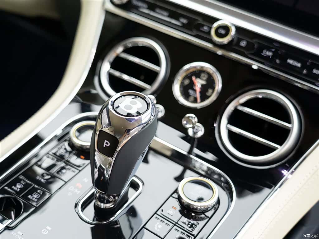 Bentley Continental GT, 2024 18