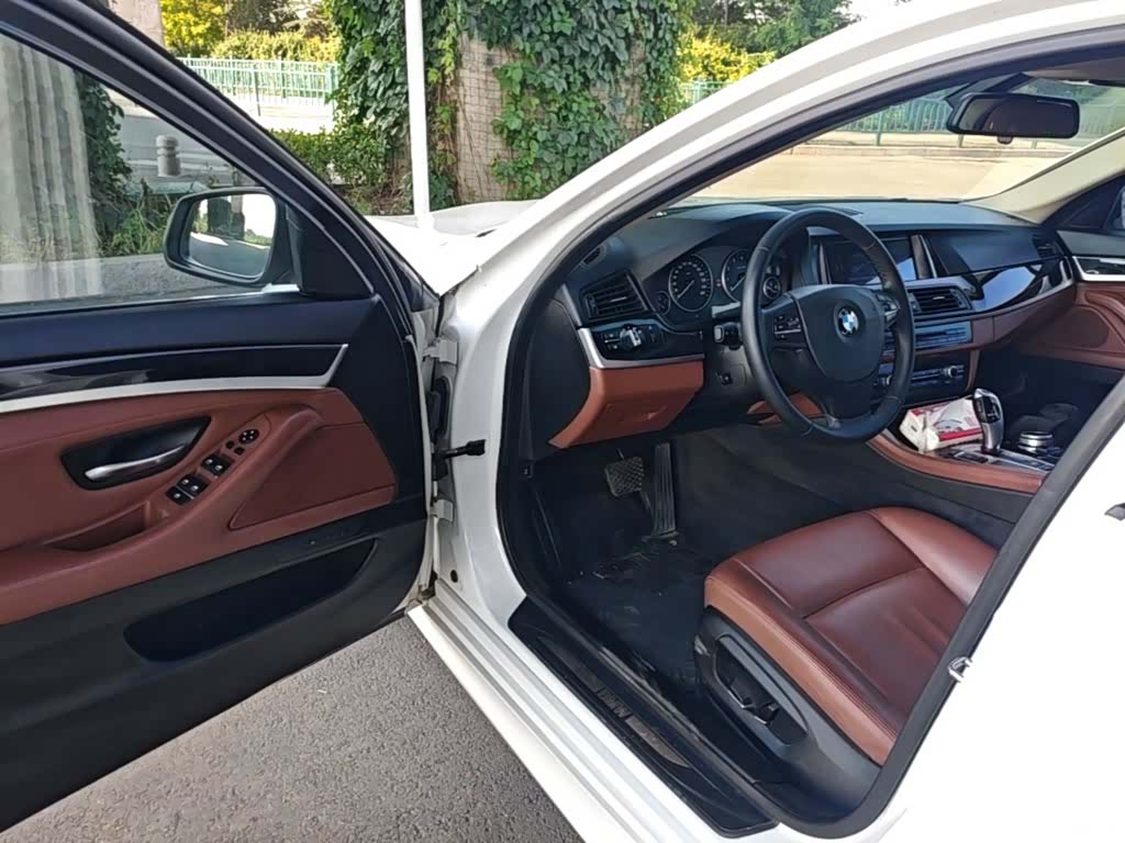 BMW 5 Series, 2015 16