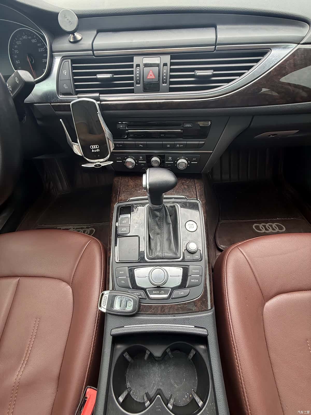 Audi A6L, 2016 9
