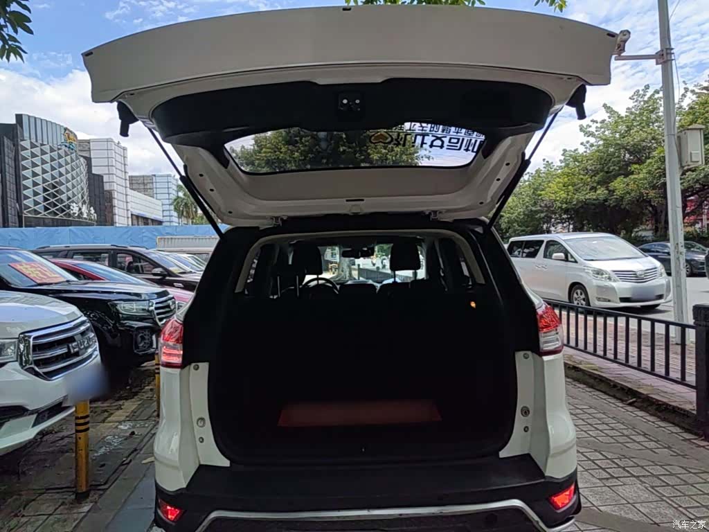 Ford Kuga, 2016 19