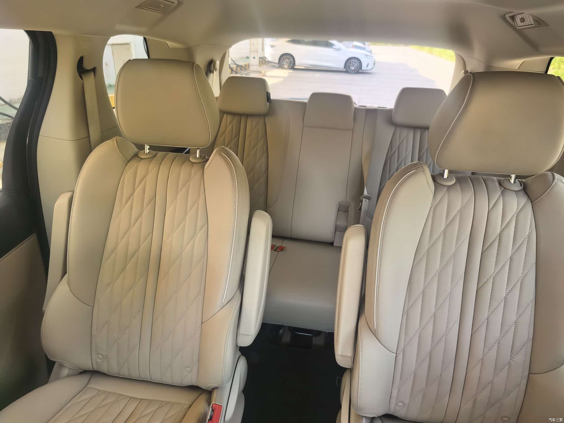 Buick GL8, 2023 29