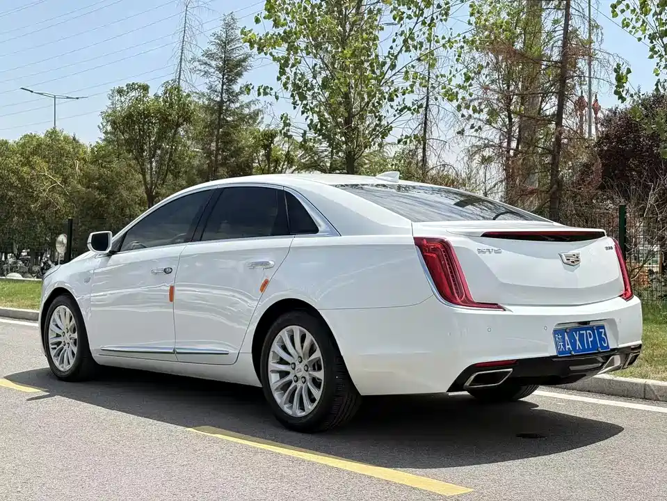 Cadillac XTS