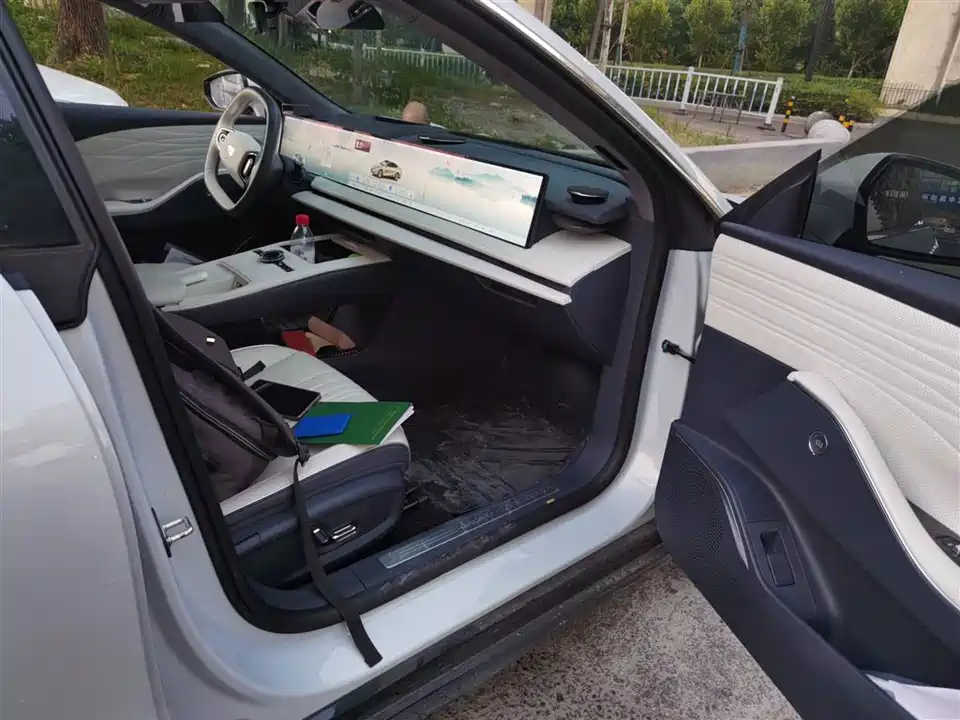 Geely Galaxy Galaxy E8