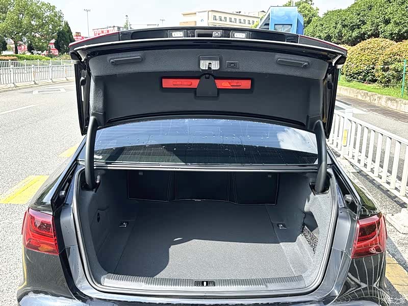 Audi A6L, 2018 15