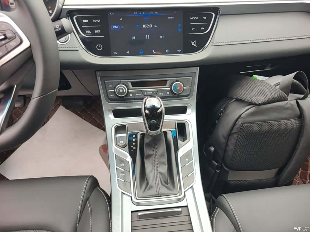 Geely Emgrand, 2019 14