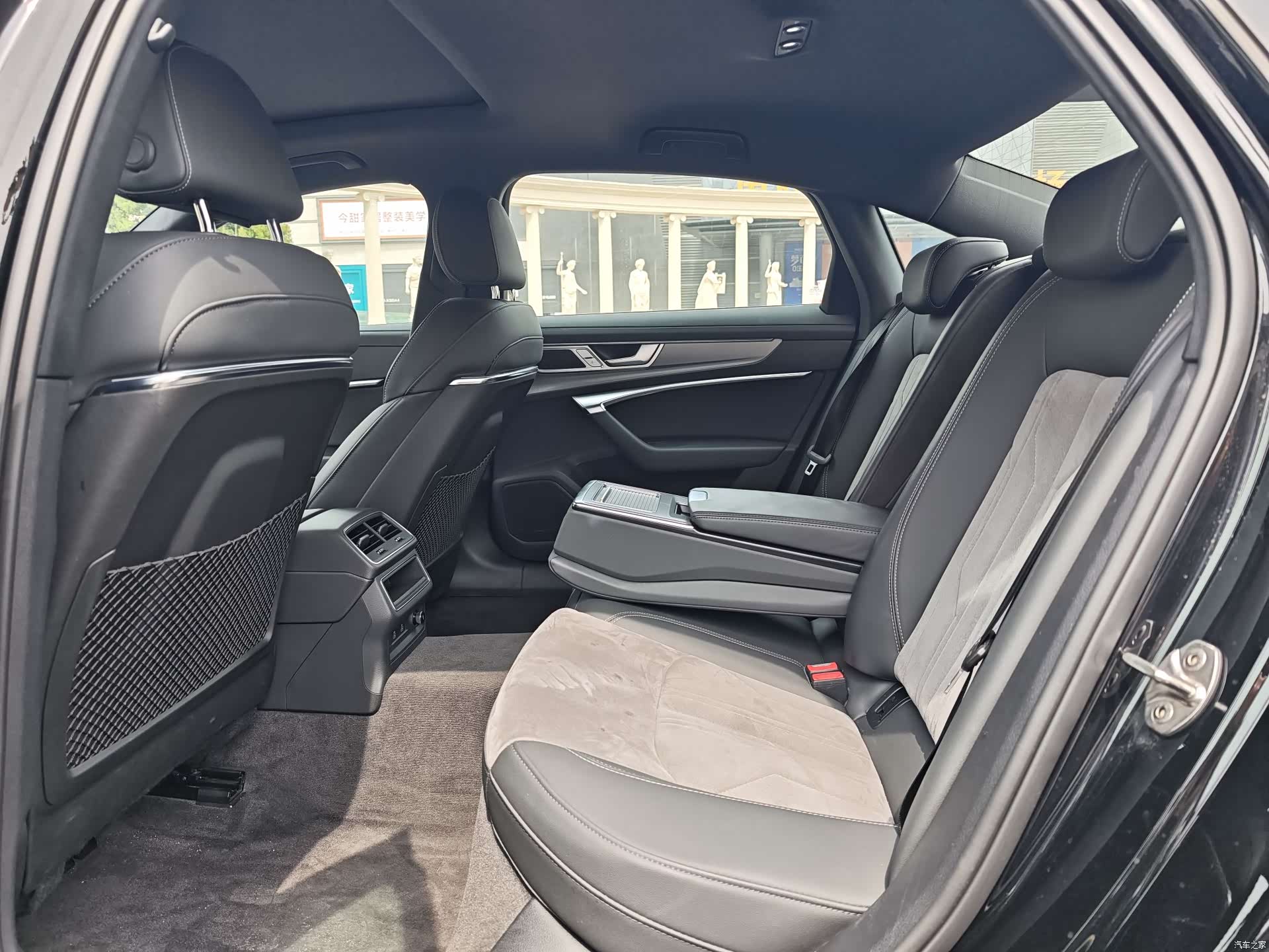 Audi A6L, 2023 все фото