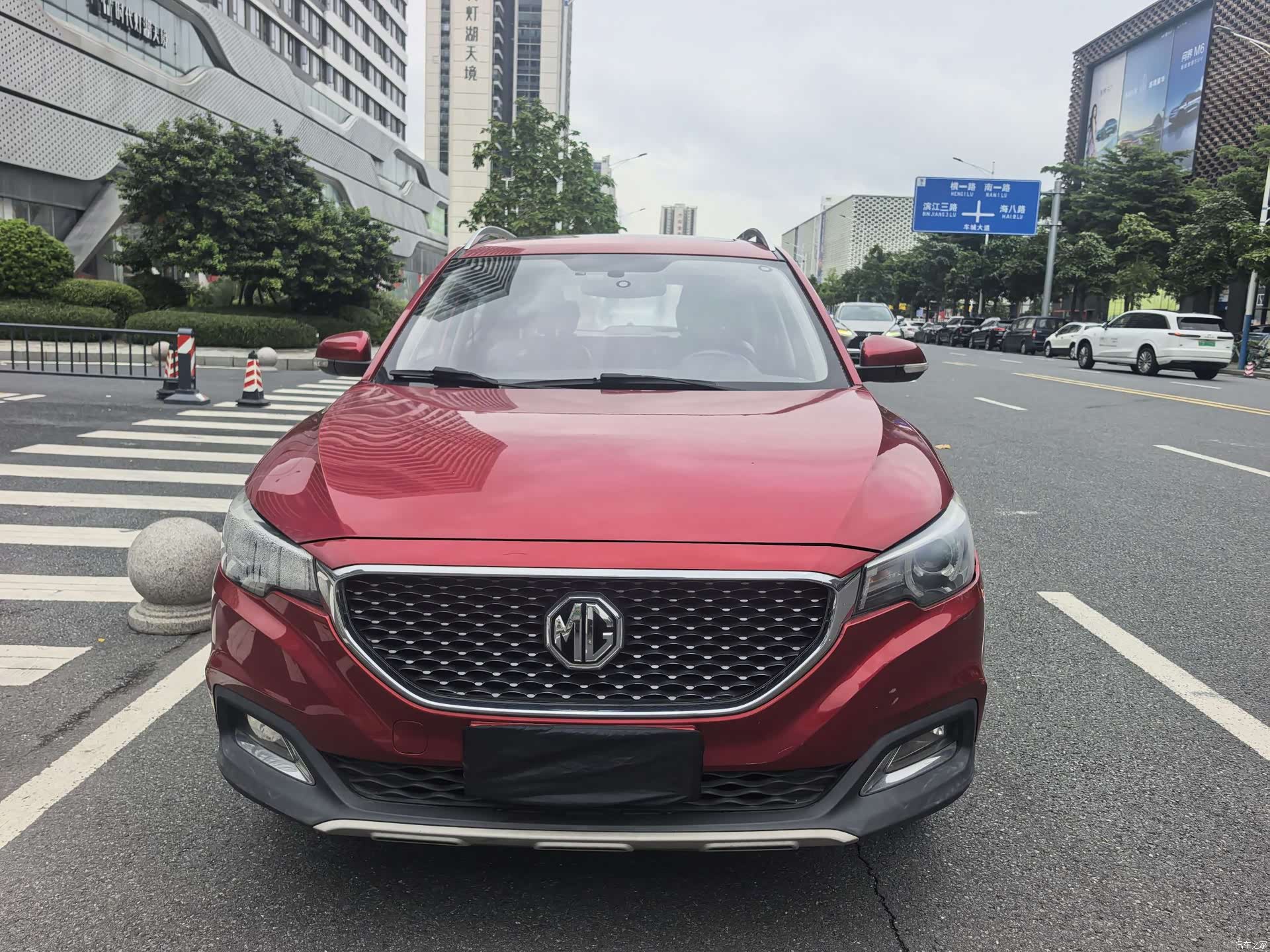 MG ZS, 2017 9