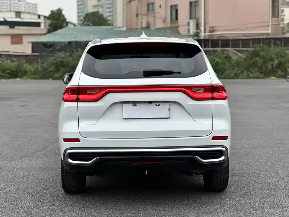 Haval M6