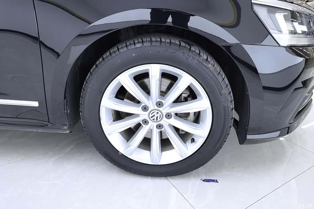 Volkswagen Passat, 2019 6