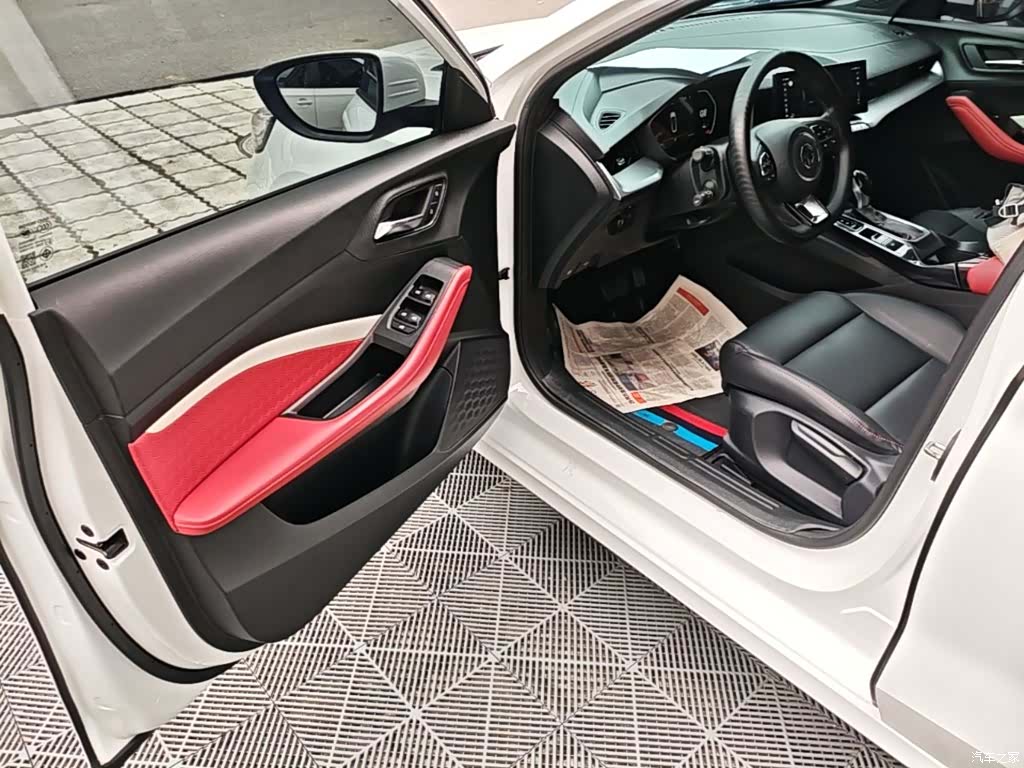 MG MG5, 2022 16