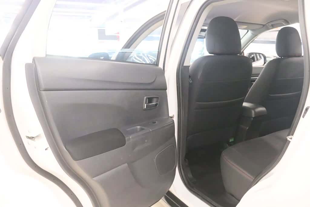 Mitsubishi ASX, 2016 14