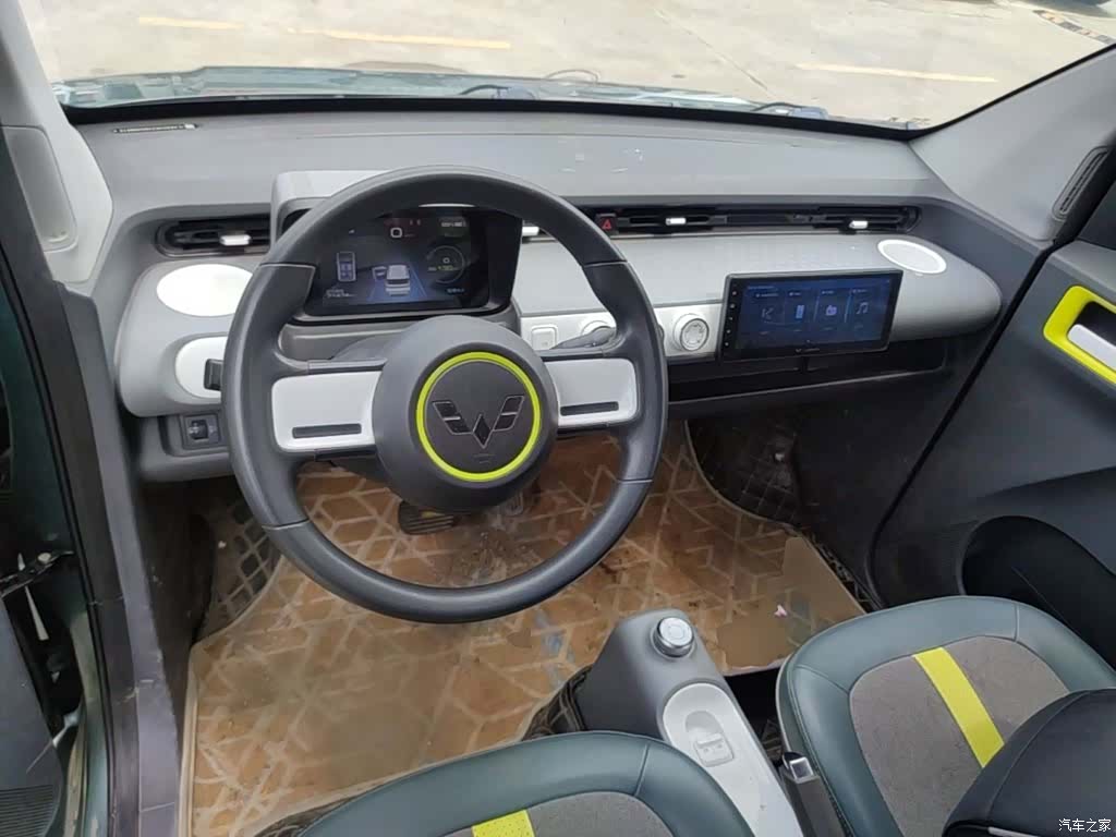 Wuling MINIEV, 2023 10