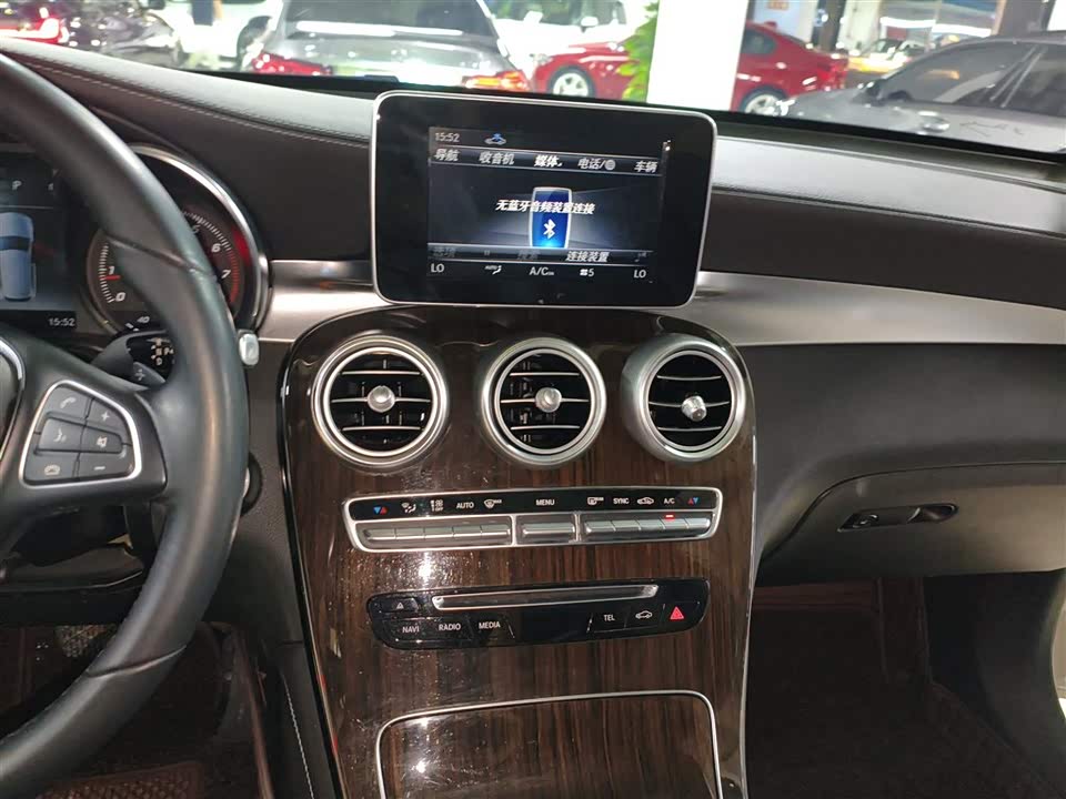 Mercedes-Benz GLC Mercedes-Benz GLC