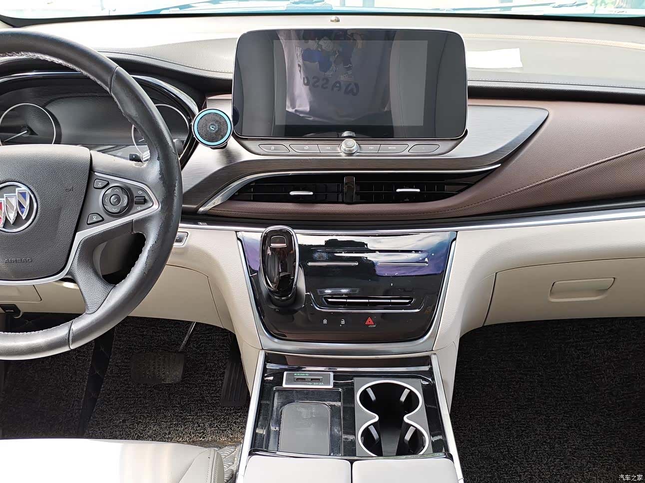 Buick GL8, 2020 19