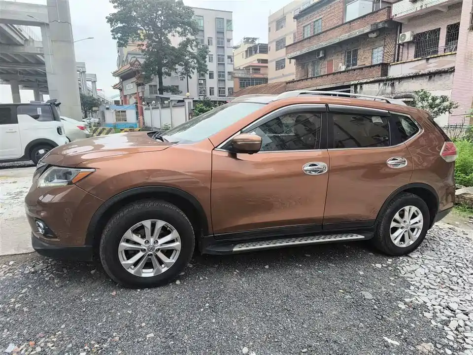 Nissan Qijun
