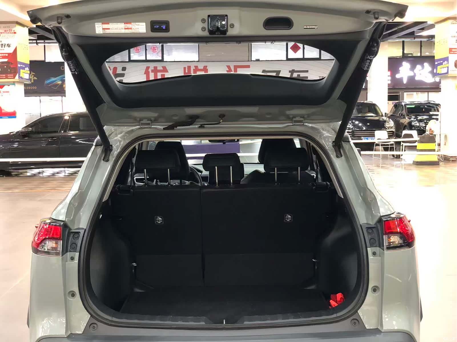 Toyota Corolla, 2022 12