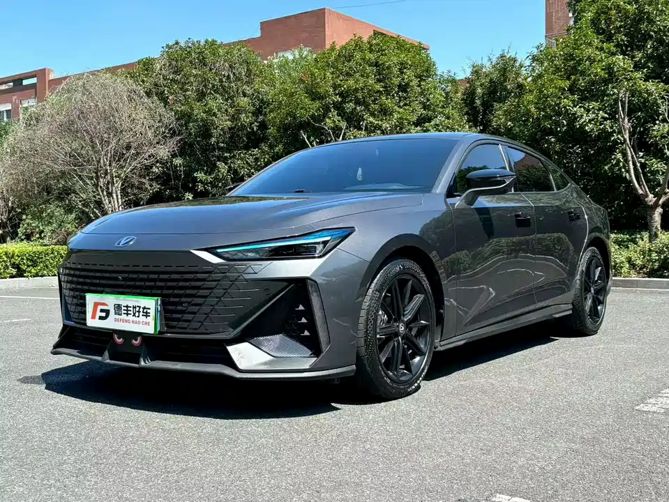 Changan UNI-V